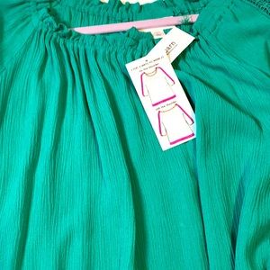 Dressbarn Green blouse NWT